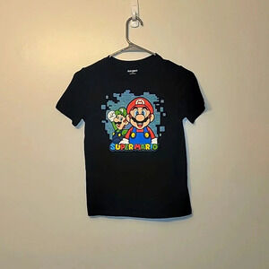 **4/$20 TEES**Old Navy Super Mario and Luigi short sleeve tee black LOT A